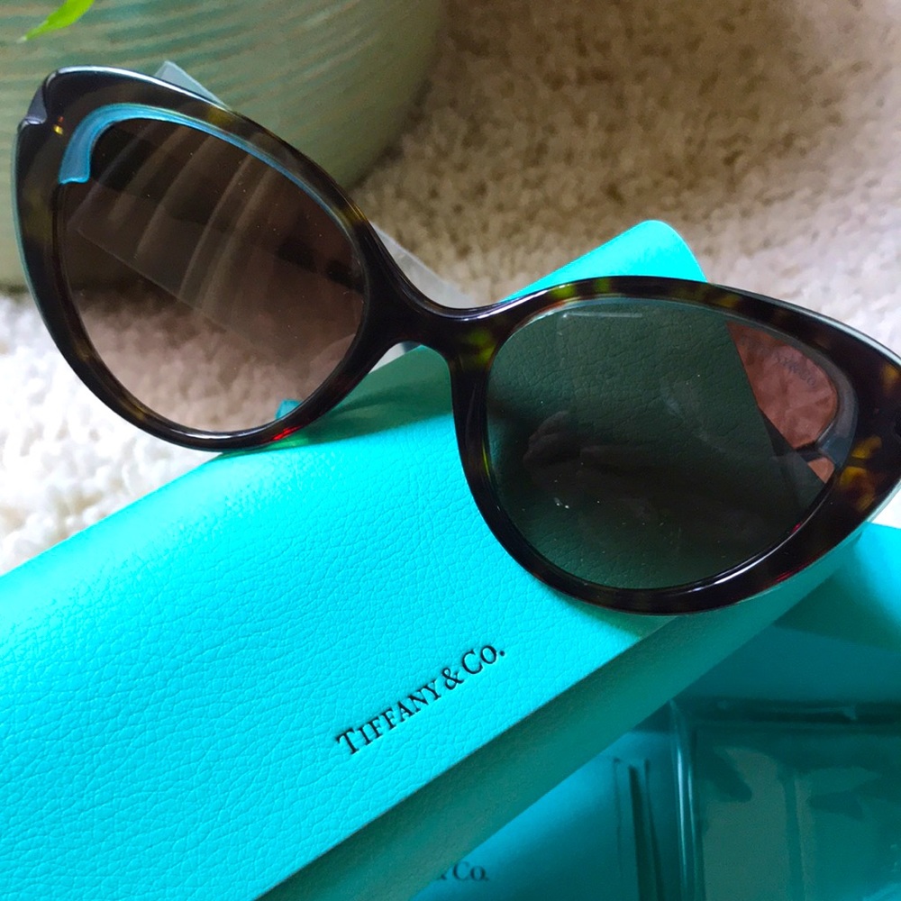 Tiffany Sunglasses🌺HP🌺 - Picture 3 of 6